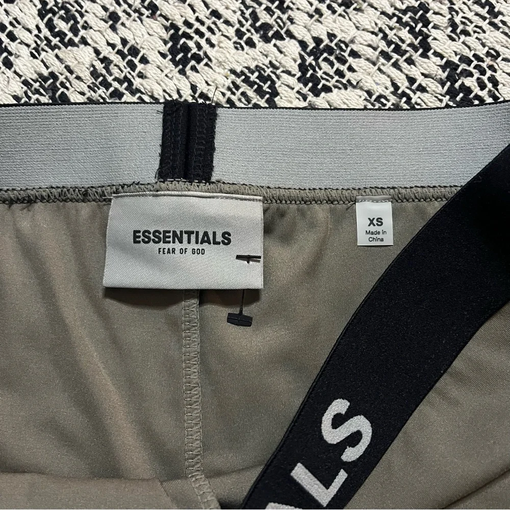 Fear of God Essentials Athletic Biker Short in Pistachio Size XS